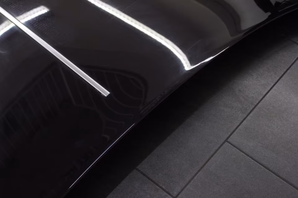 Rolls Royce Phantom RR1 bonnet 7197088 front flap R19 black - Image 3