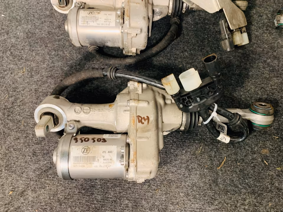 Ferrari Purosangue Actuator Left Right 950509 950908 - Image 9