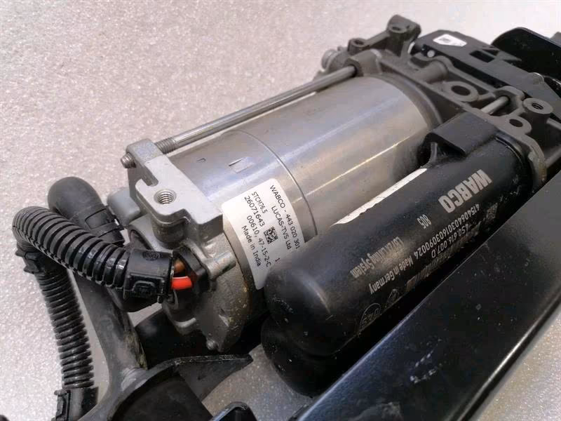 LAMBORGHINI HURACAN LP 610 AXLE LIFT PUMP - Image 2