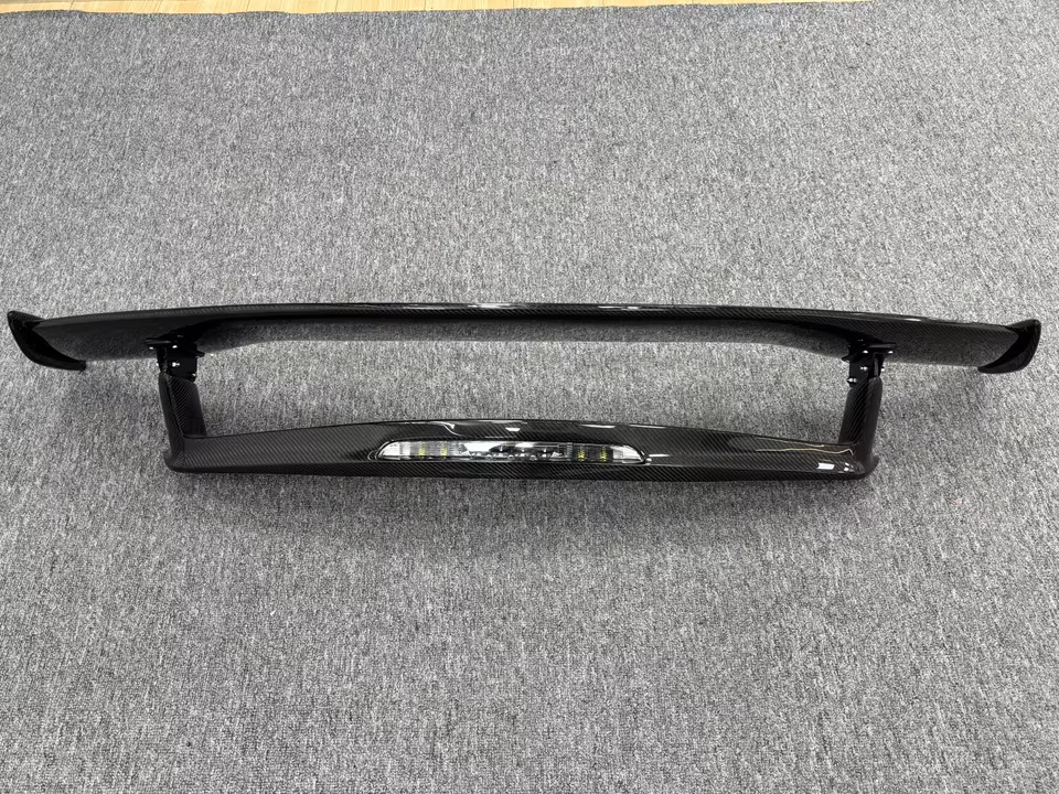 Mercedes-Benz AMG GTS GTS GTR GTC Roadster LED Rear Spoiler - Image 5