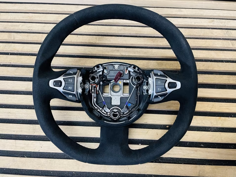 Aston Martin DB11 VANTAGE Steering Wheel Alcantara JY533600AAW Brand New - Image 2