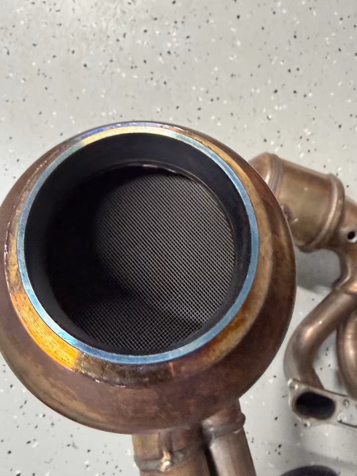 Porsche 911 991.1 GT3 GT3RS exhaust manifold - Image 3