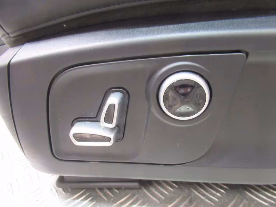 MASERATI LEVANTE LEATHER UPHOLSTERY SEATS SEAT INTERIOR - Image 4
