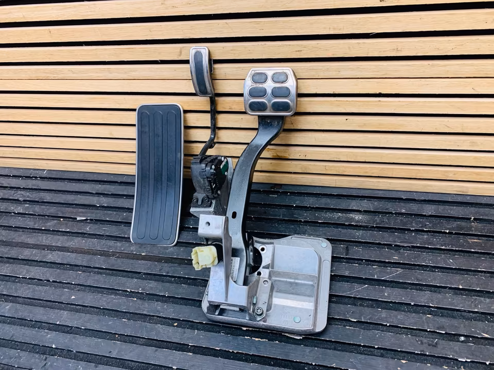 Bentley GT Pedal Accelerator Pedal Brake Pedal 3W1723139 3W1721503A - Image 8