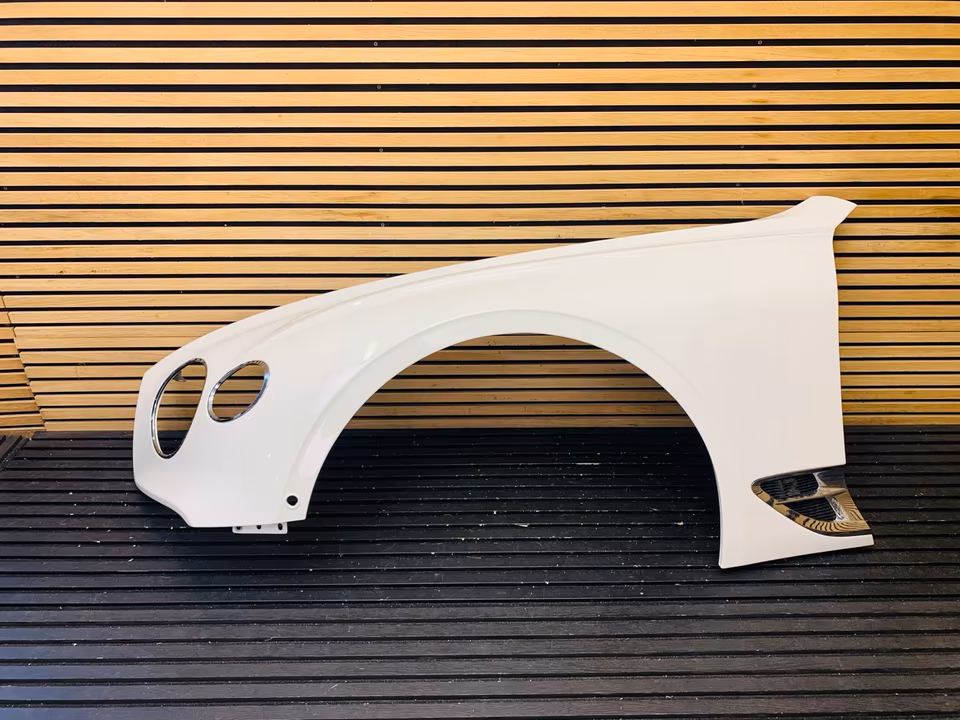 Bentley GT GTC Hood Bumper Fender 3SD807437 - Image 3