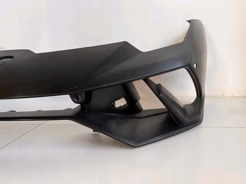 LAMBORGHINI HURACAN PERFORMANTE 4T0 FRONT BUMPER NEW - Image 7