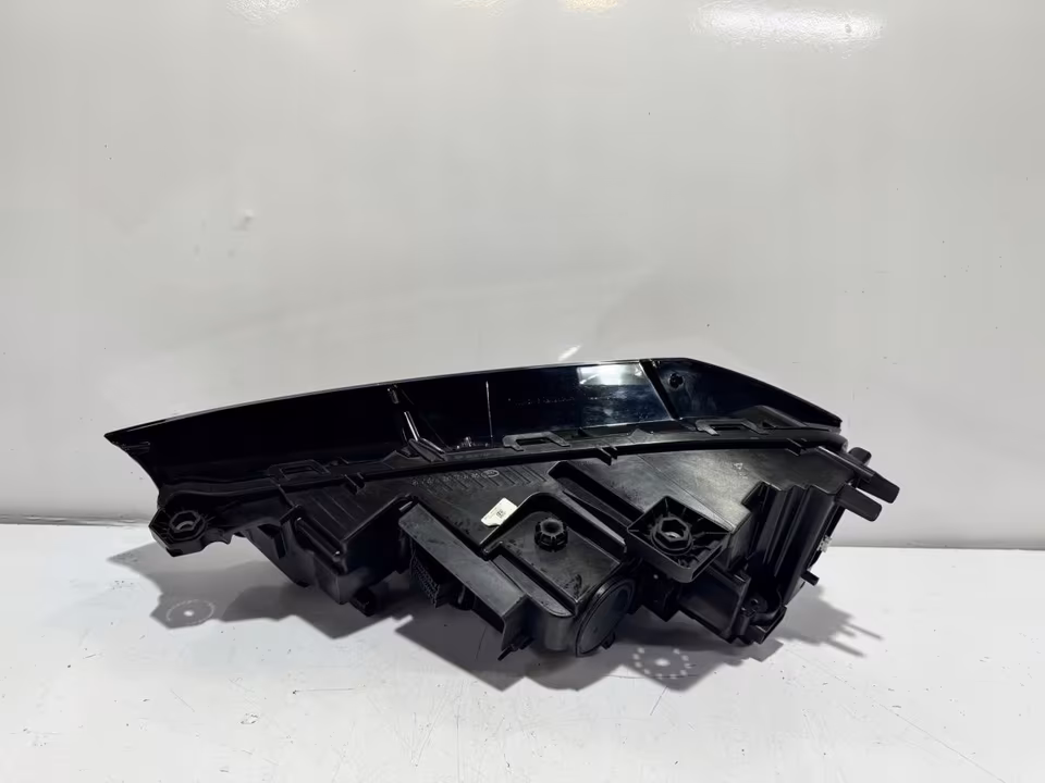 Lamborghini Urus Headlights Right Left Matrix LED 4ML941035C - Image 17