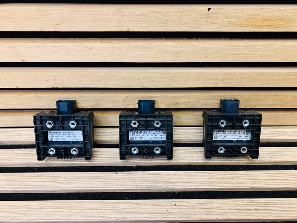 Aston Martin Vantage DB11 DBS Distronic - Image 4