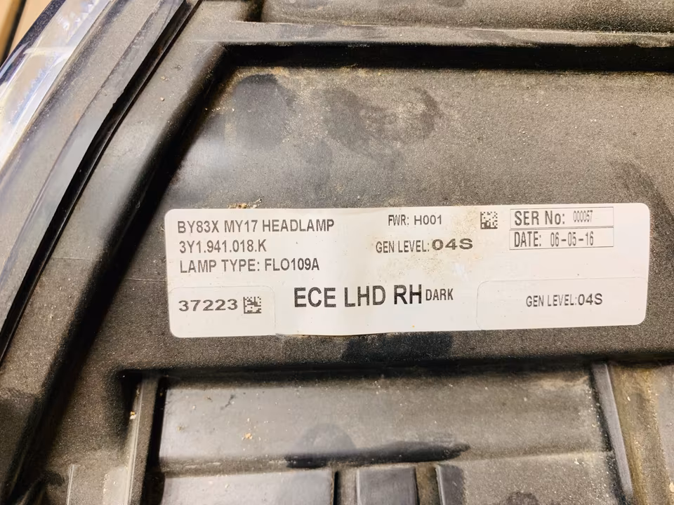 Bentley Mulsanne Headlights Left Right 3Y1941018K 3Y1941017P - Image 5