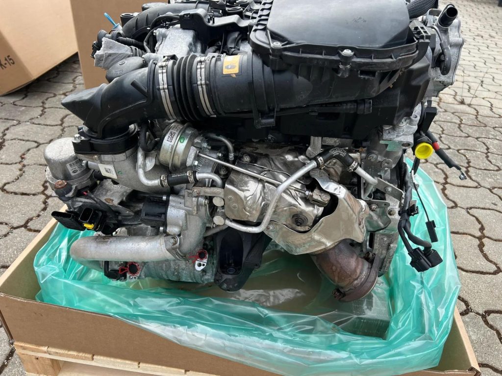 Mercedes-Benz V6 Engine – S-Class W222 - Image 4