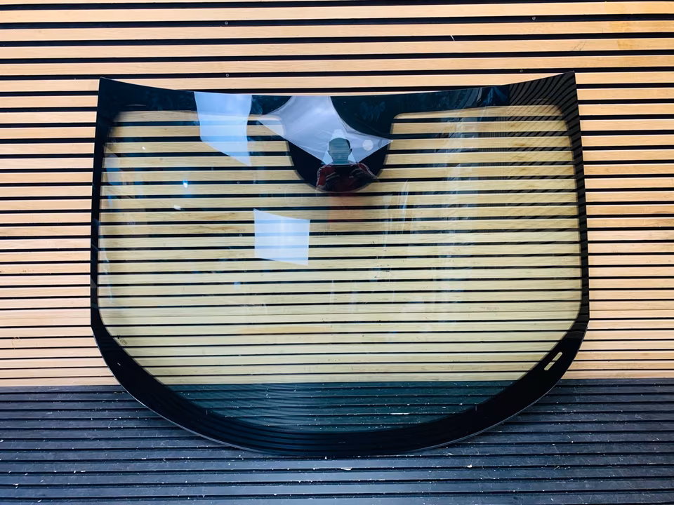 Ferrari Purosangue Windshield - Image 2