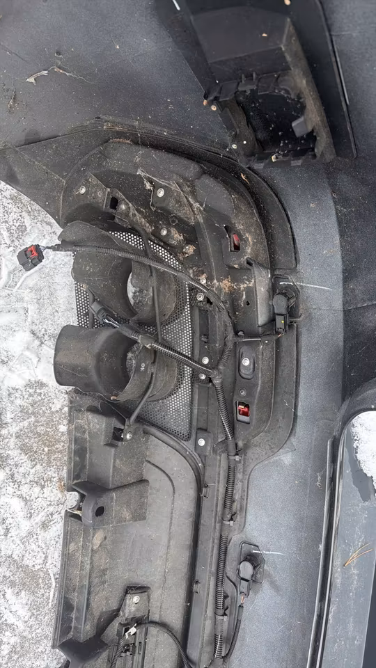 MASERATI LEVANTE TROFEO CARBON REAR BUMPER SKIRT REAR - Image 5