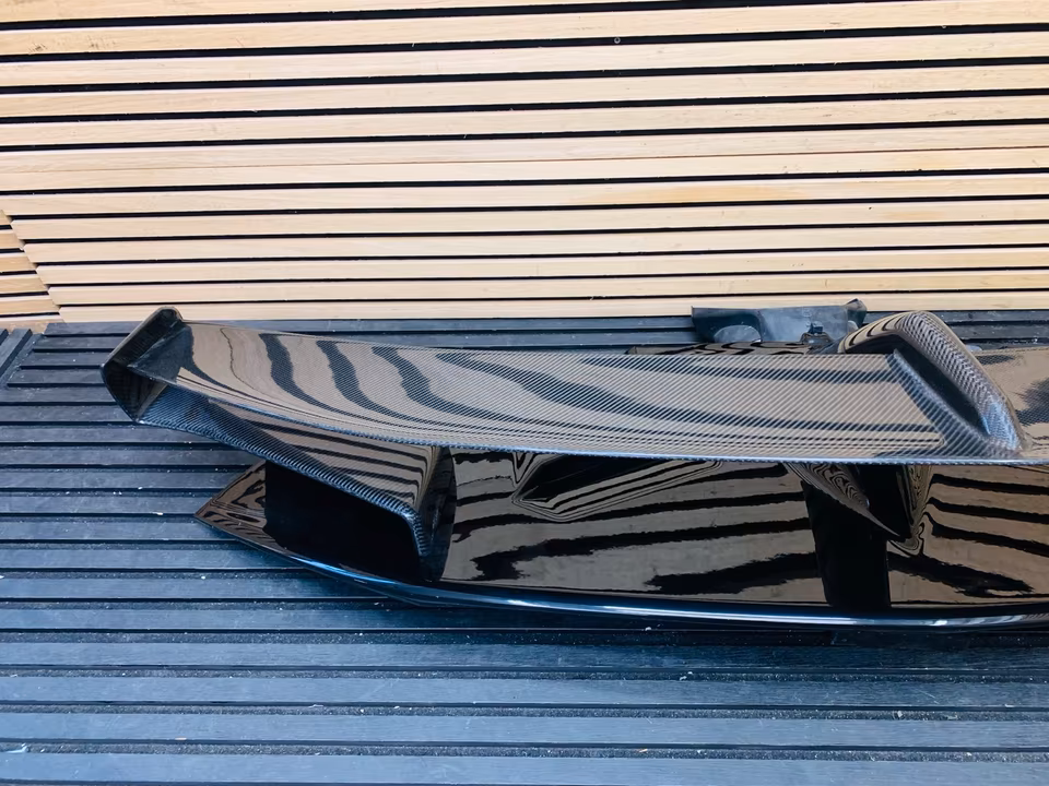 Lamborghini Aventador SVJ Rear Spoiler Carbon 470854871B - Image 3