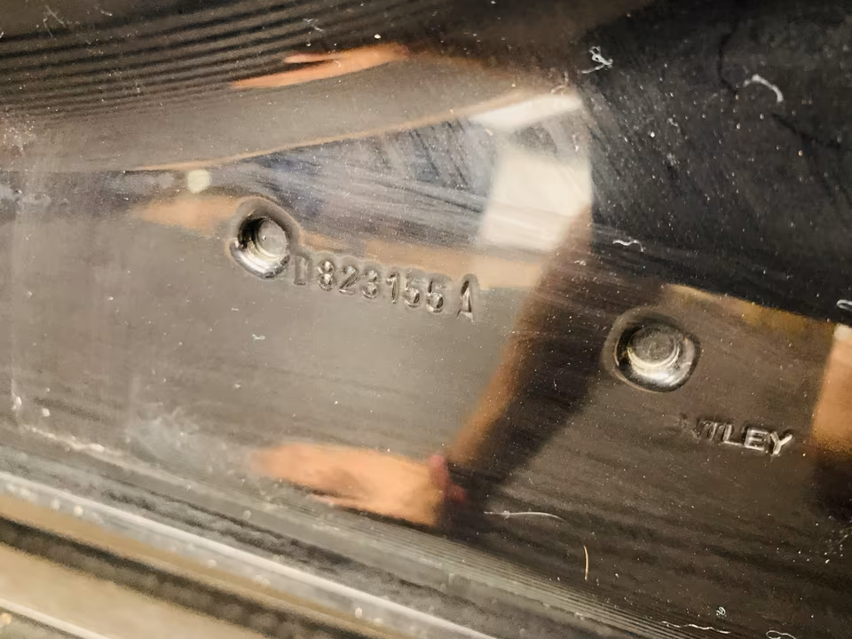 Bentley GT New Model Bonnet 3SD823155A - Image 2