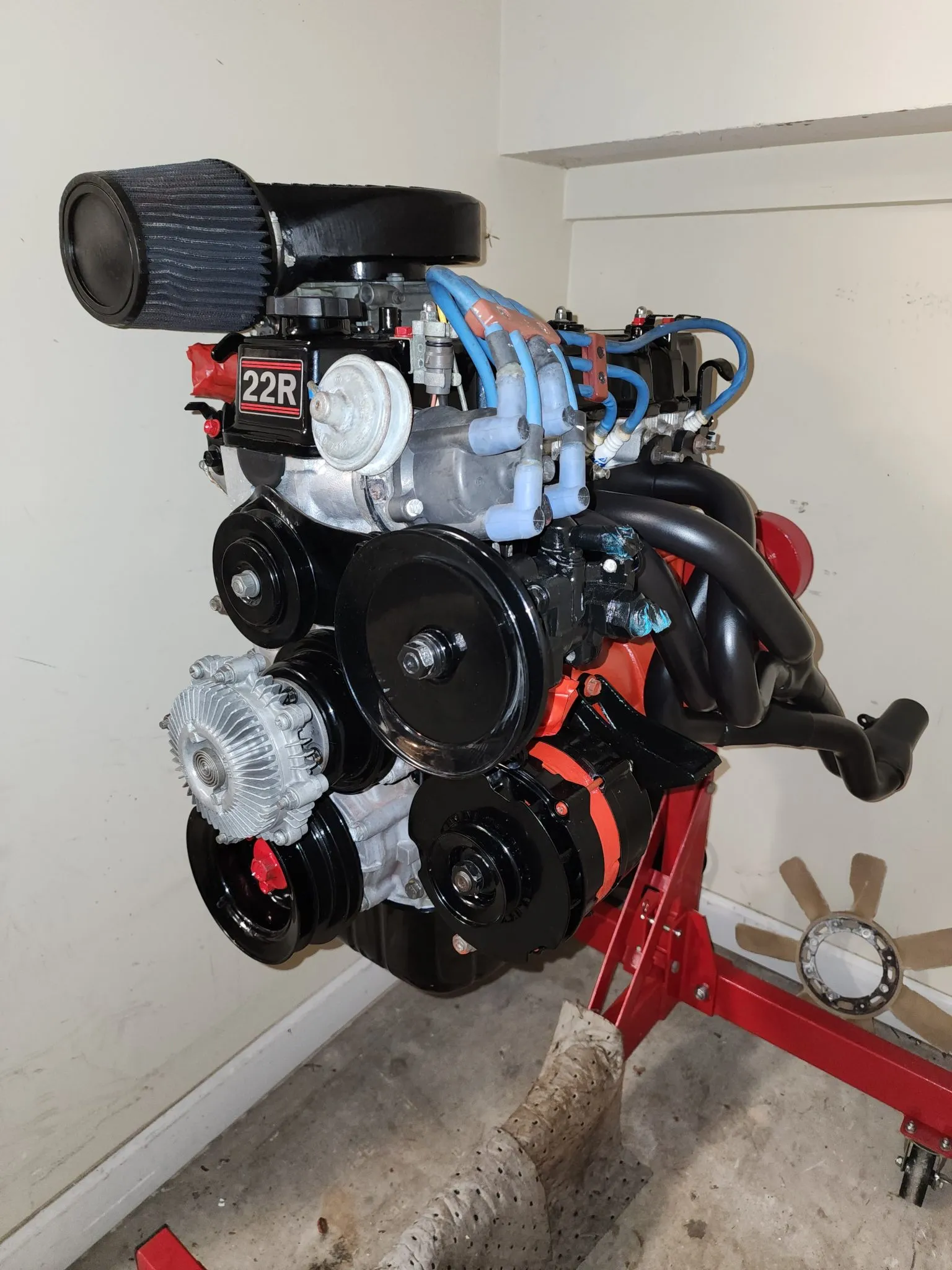 Toyota 22R Inline-Four Engine - Image 11