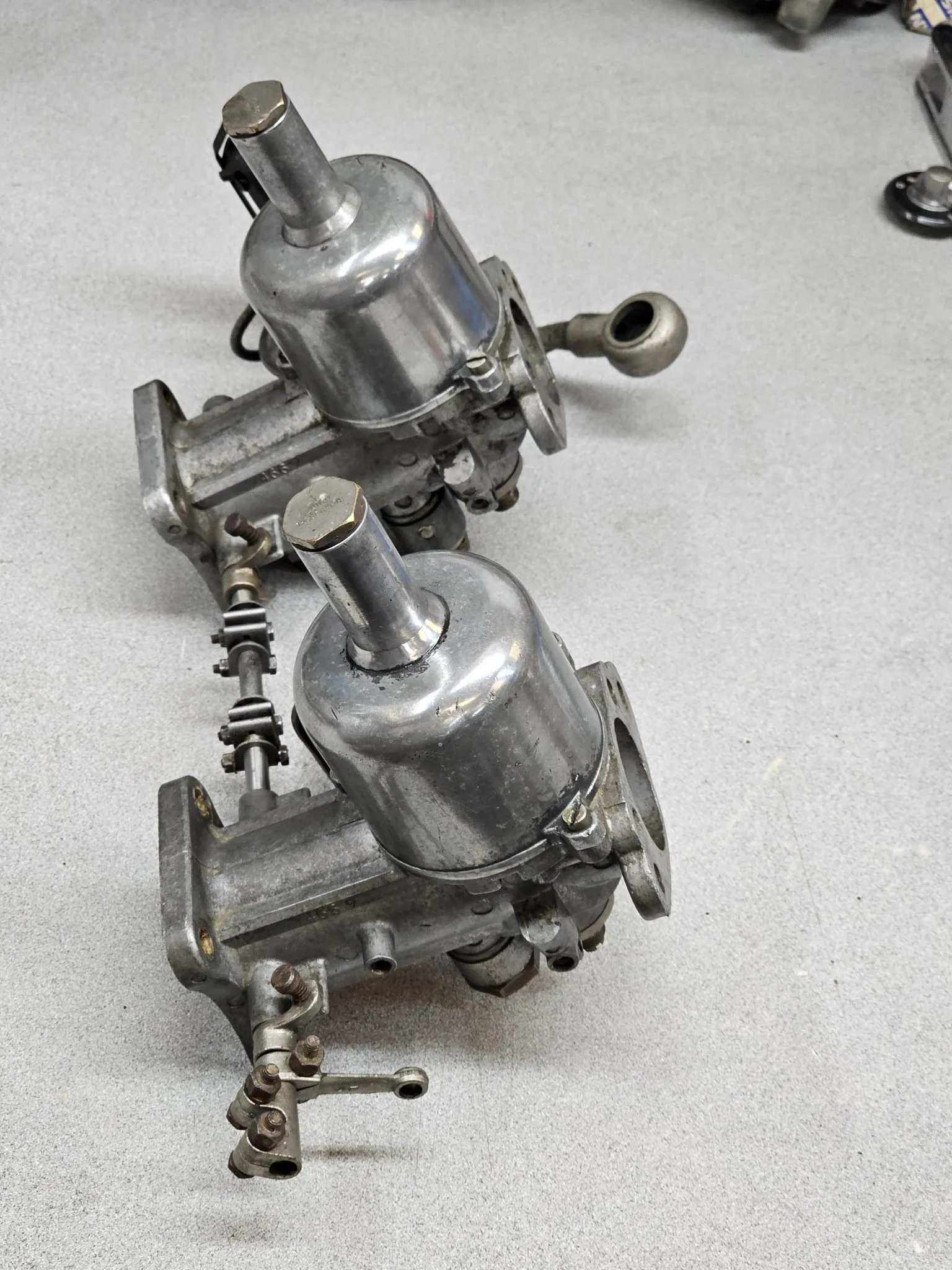 Pair of S.U. H6 Carburetors for Jaguar XK120 - Image 7
