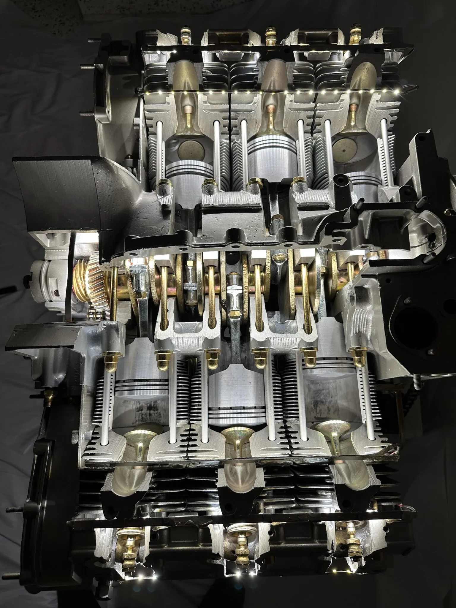 Porsche 911 Flat-Six Engine Kinetic Display - Image 9