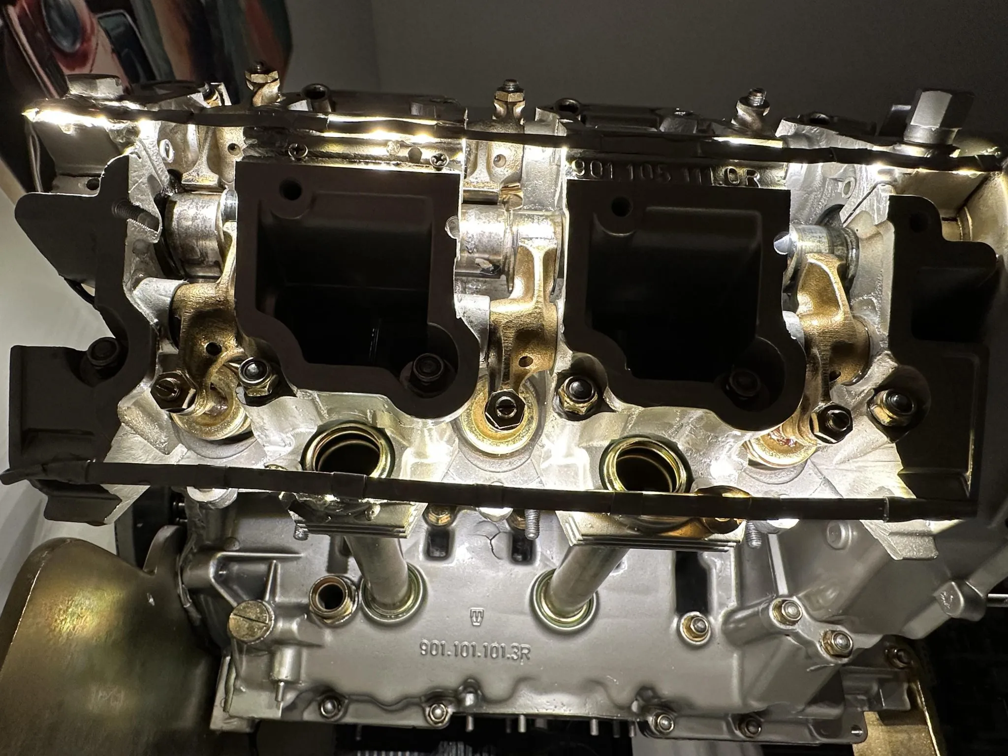 Porsche 911 Flat-Six Engine Kinetic Display - Image 7