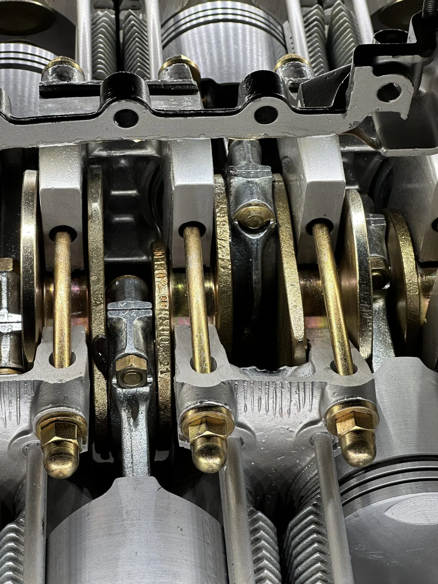 Porsche 911 Flat-Six Engine Kinetic Display - Image 5