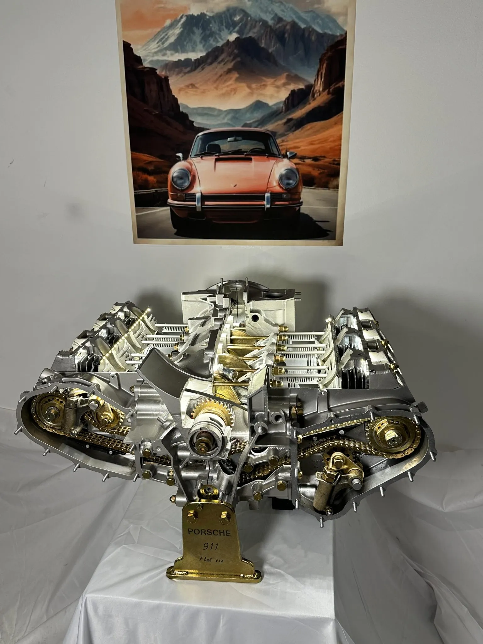 Porsche 911 Flat-Six Engine Kinetic Display - Image 16