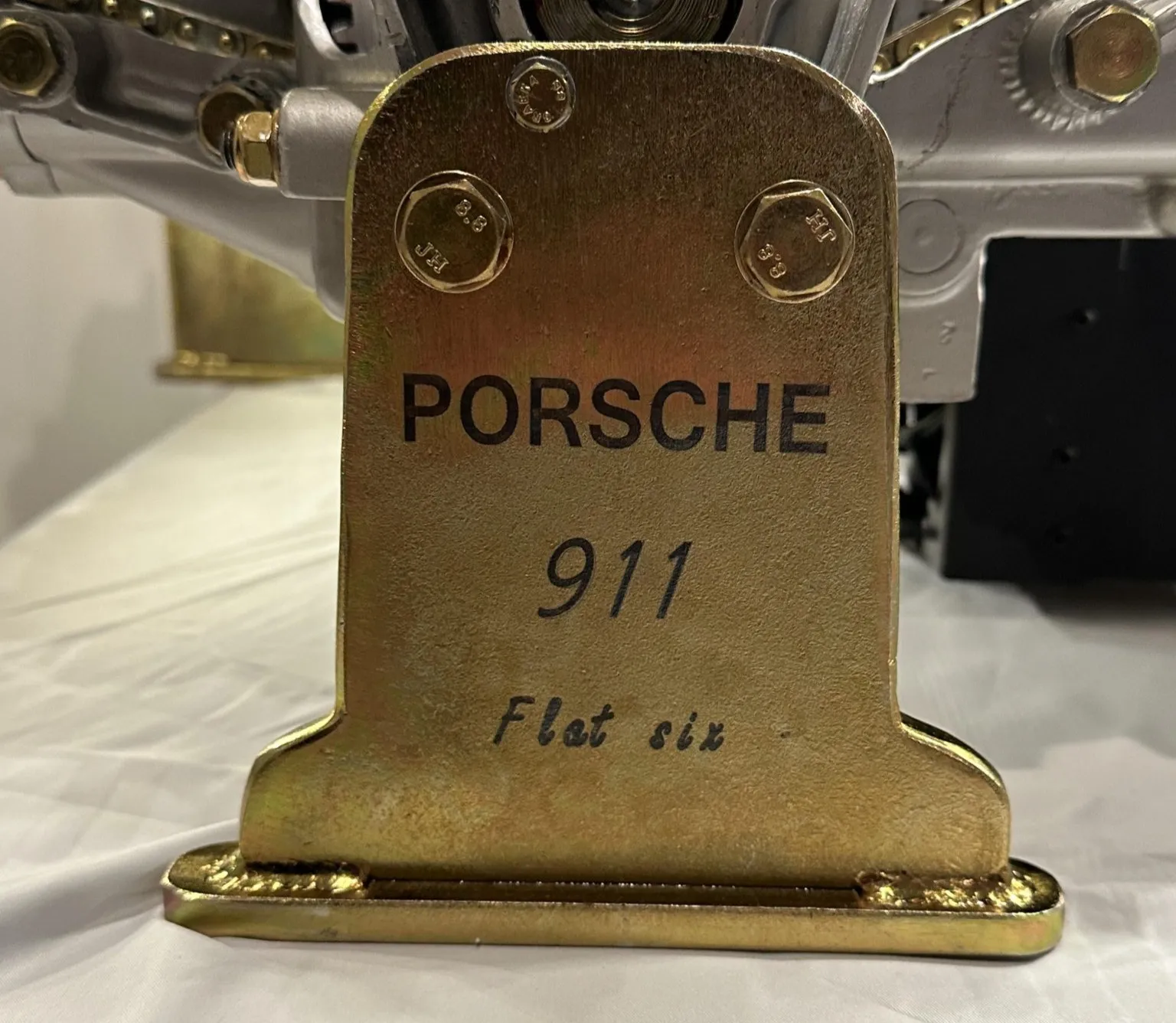 Porsche 911 Flat-Six Engine Kinetic Display - Image 18