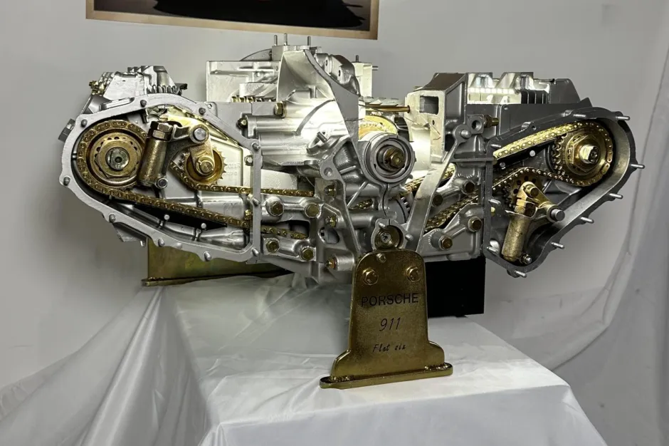 Porsche 911 Flat-Six Engine Kinetic Display - Image 20