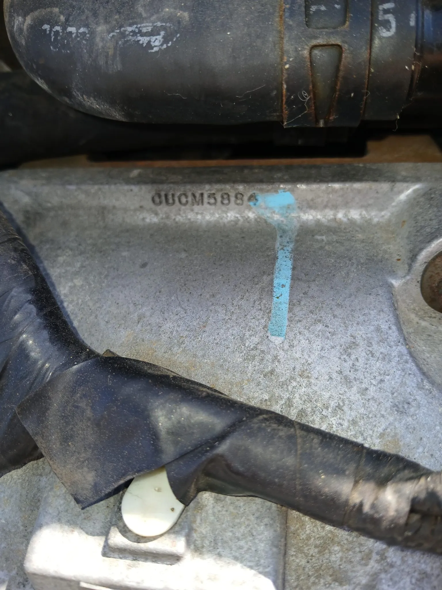 5.4-Liter Ford SVT V8 Engine and 6-Speed Transmission - Image 4