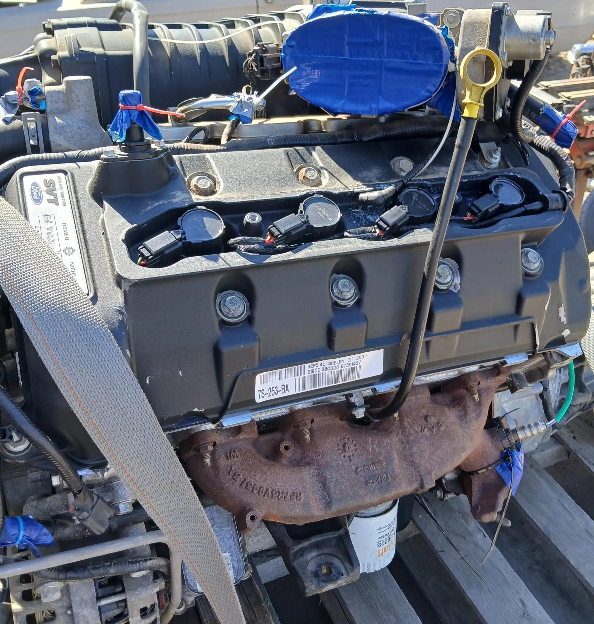 5.4-Liter Ford SVT V8 Engine and 6-Speed Transmission - Image 16