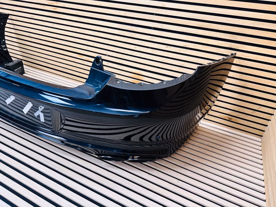 Bentley GT Rear Bumper Tailpipes Exhaust New Model 2020 - Image 10