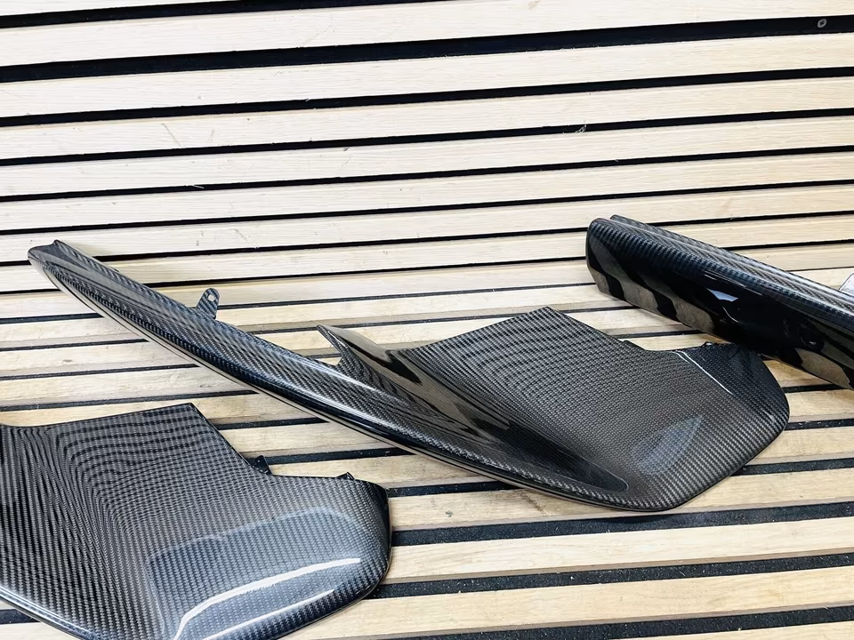 McLaren 570s Carbon Splitter Front Bumper 13A5285CP.01 - Image 5