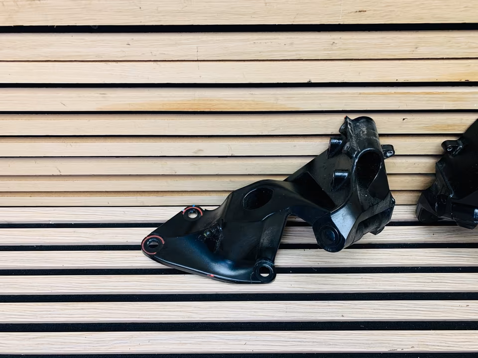 McLaren 570s Hinge Door Left Right 13A6364CP 13A6367CP - Image 6