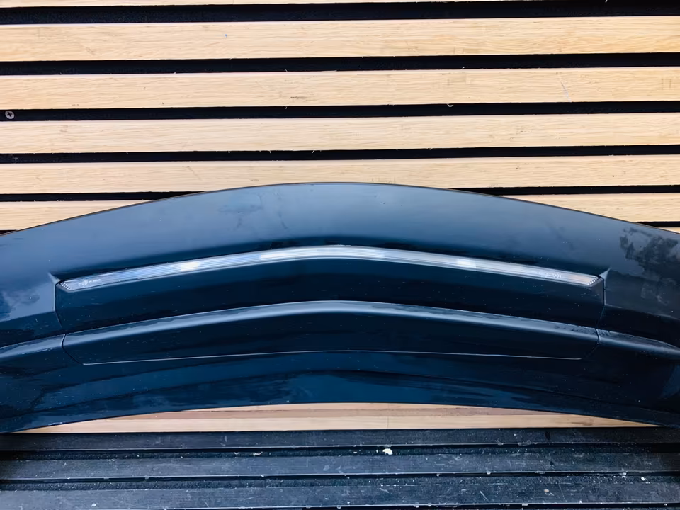 Lamborghini Urus Performante Carbon Rear Spoiler - Image 6