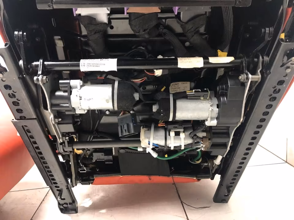 Ferrari FF Red Diamond seats 2012-2016 multimedia - Image 15