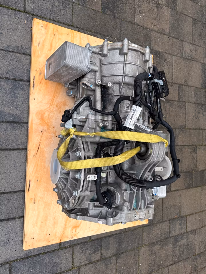 McLaren 600LT Gearbox 13GA015RP - Image 2