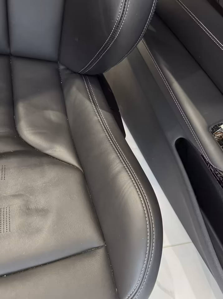 BMW M4 F82 Competition Seats Interior Door Panel SET - Image 3