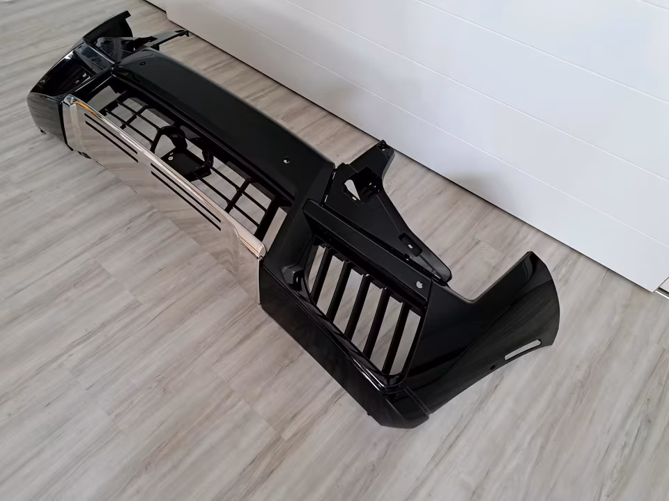 Genuine ROLLS-ROYCE CULLINAN Facelift Front Bumper Bumper - Image 10