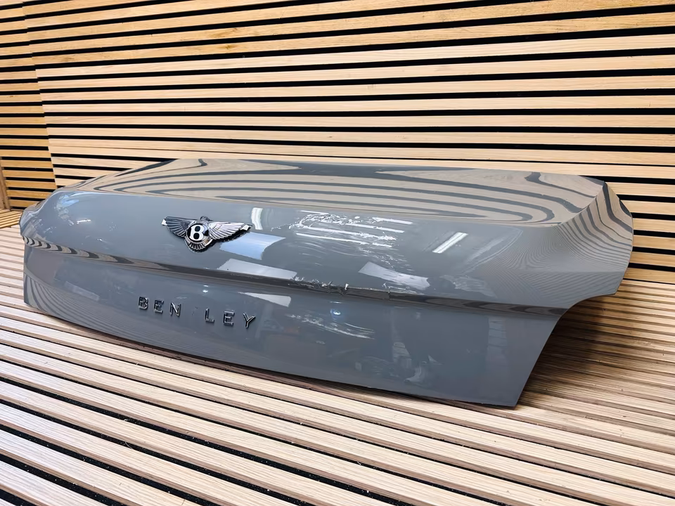 Bentley Flying Spur Tailgate 3SE82725 C New Model - Image 3
