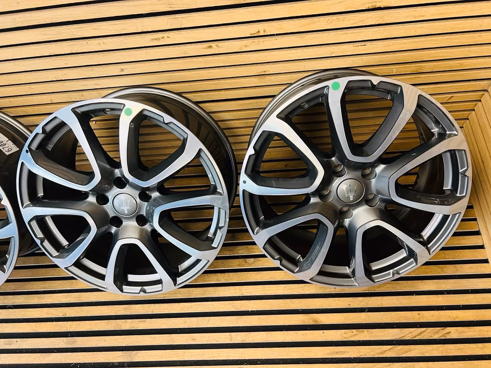 Maserati Levante Alloy Wheels Set 19 Inch 670047899 Nail New - Image 7