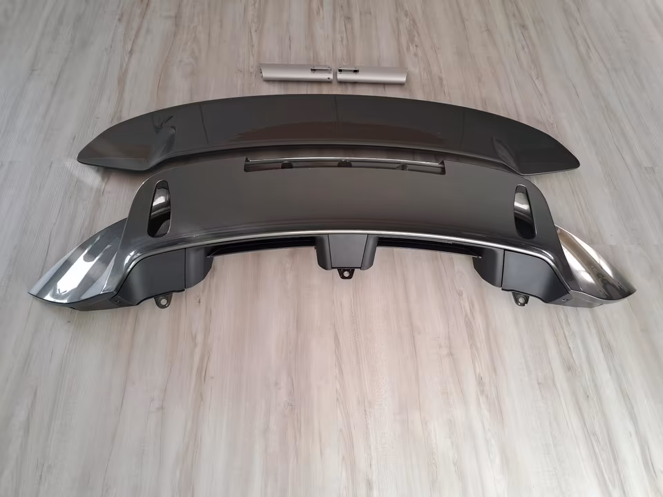 PORSCHE 911 992 TURBO S Rear Spoiler Rear Cover Tailgate - Image 8