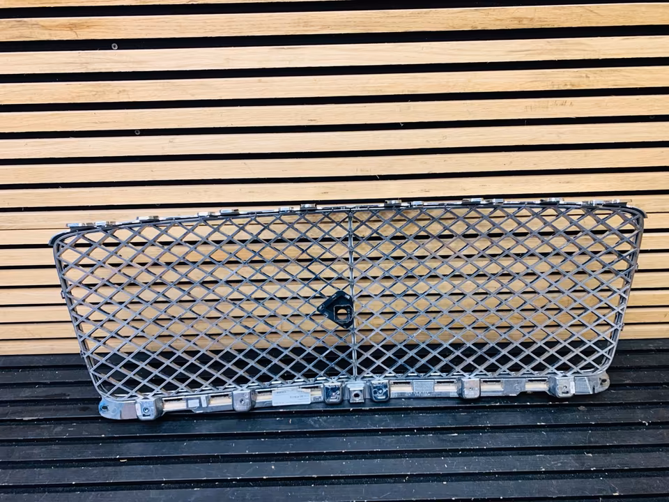 Bentley Bentayga Grille 36A853597K - Image 3