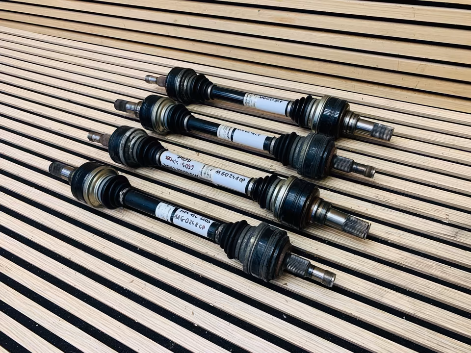 McLaren MP4 12C 650s Drive Shaft 11G0248CP.01 - Image 6