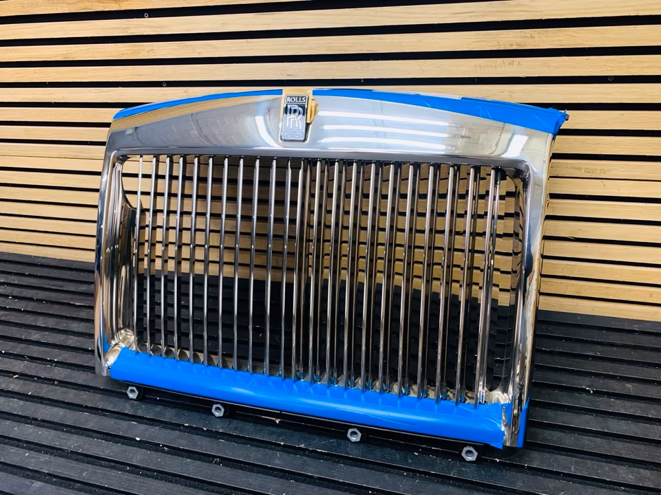 Rolls Royce Phantom Grill Radiator 7428641 - Image 7