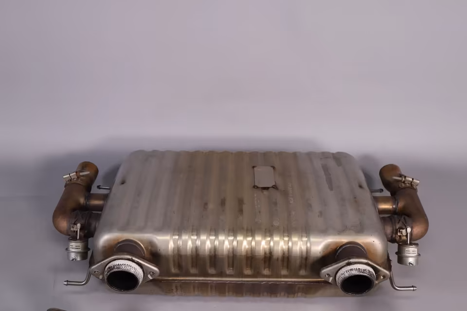 Aston Martin DBS DB9 Exhaust System 8G43-5E211-AB + 8G43-5E211 - Image 8