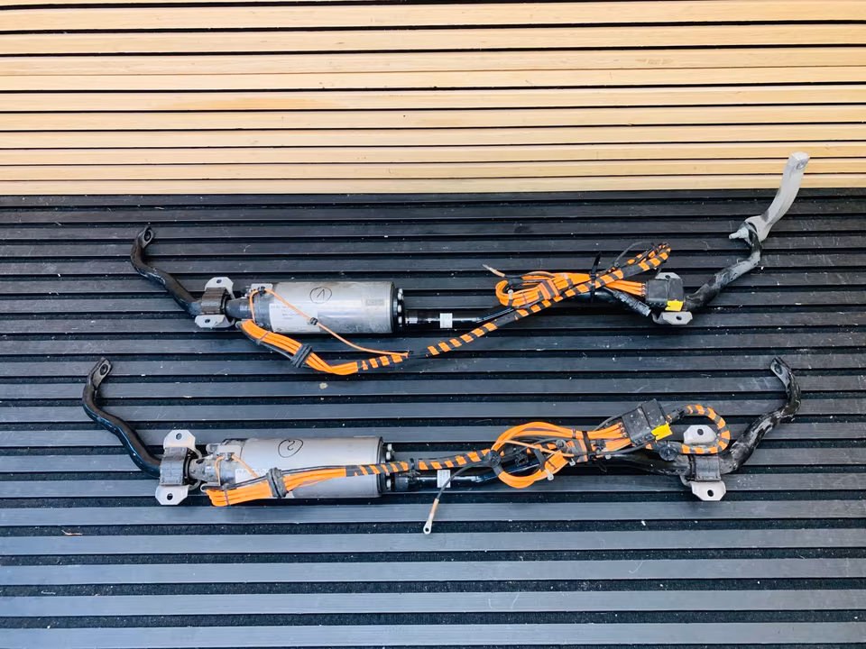 Bentley Bentayga Steering Gear Stabilizer Bar 4M0511023T - Image 5