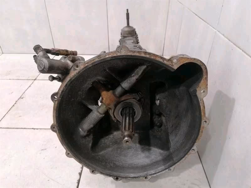 ASTON MARTIN VANTAGE 3 1973-1978 5-SPEED MANUAL TRANSMISSION - Image 2