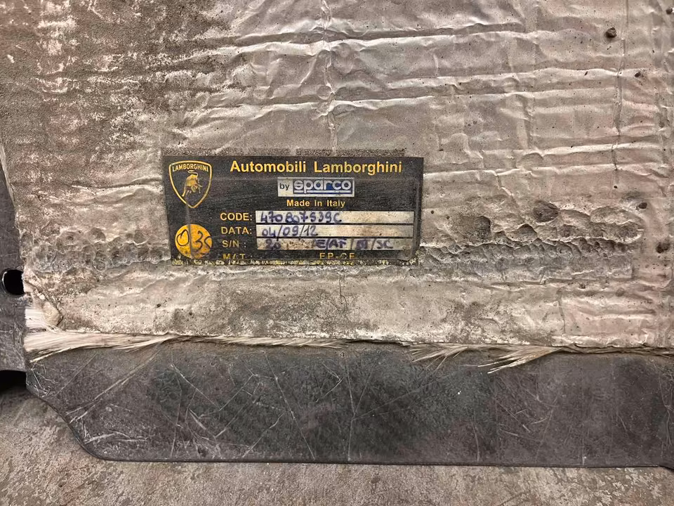 Lamborghini Aventador LP700 Bumper CARBON Diffuser 470807539C - Image 8