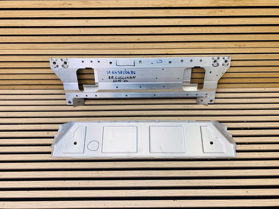 Rolls Royce Cullinan Carrier Body 51649850686 - Image 8