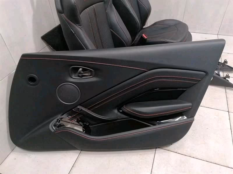 ASTON MARTIN VANTAGE AM6 2018-2025 Leather interior seats - Image 4
