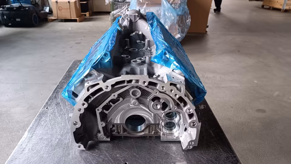 Mercedes AMG 63 4.0 liter V8 Bi Turbo M177.980 177.880 engine block