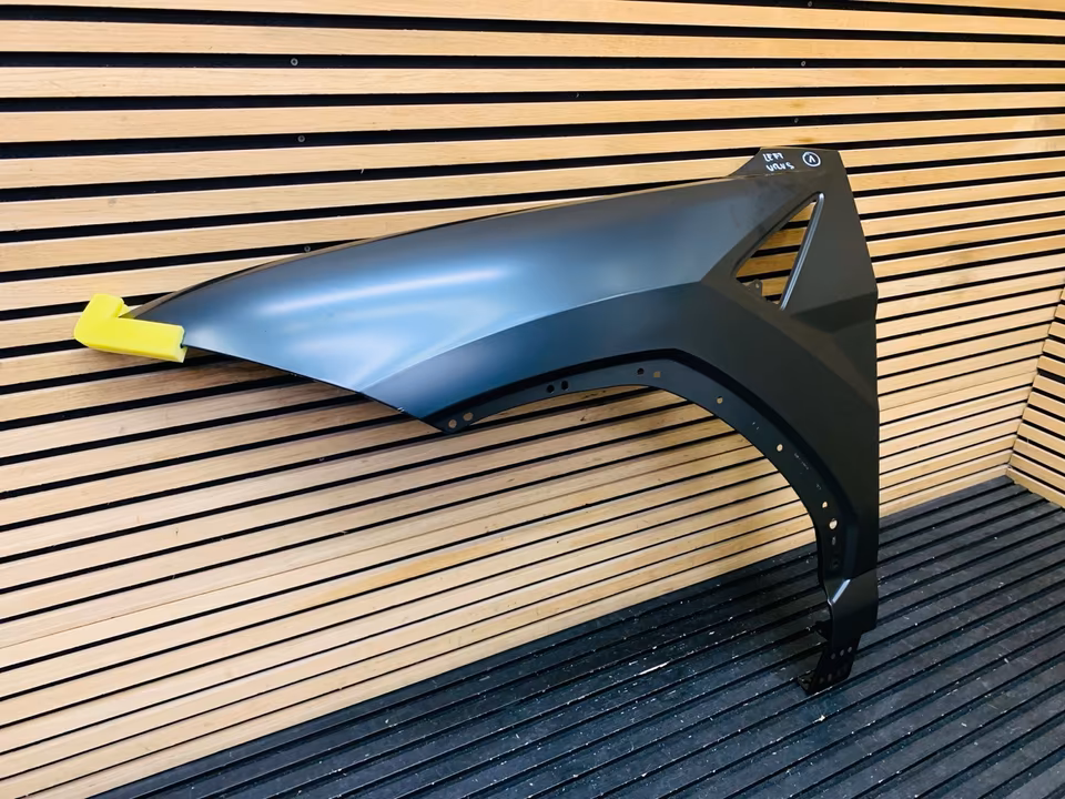 Lamborghini Urus Front Left Fender 4ML821105A - Image 7